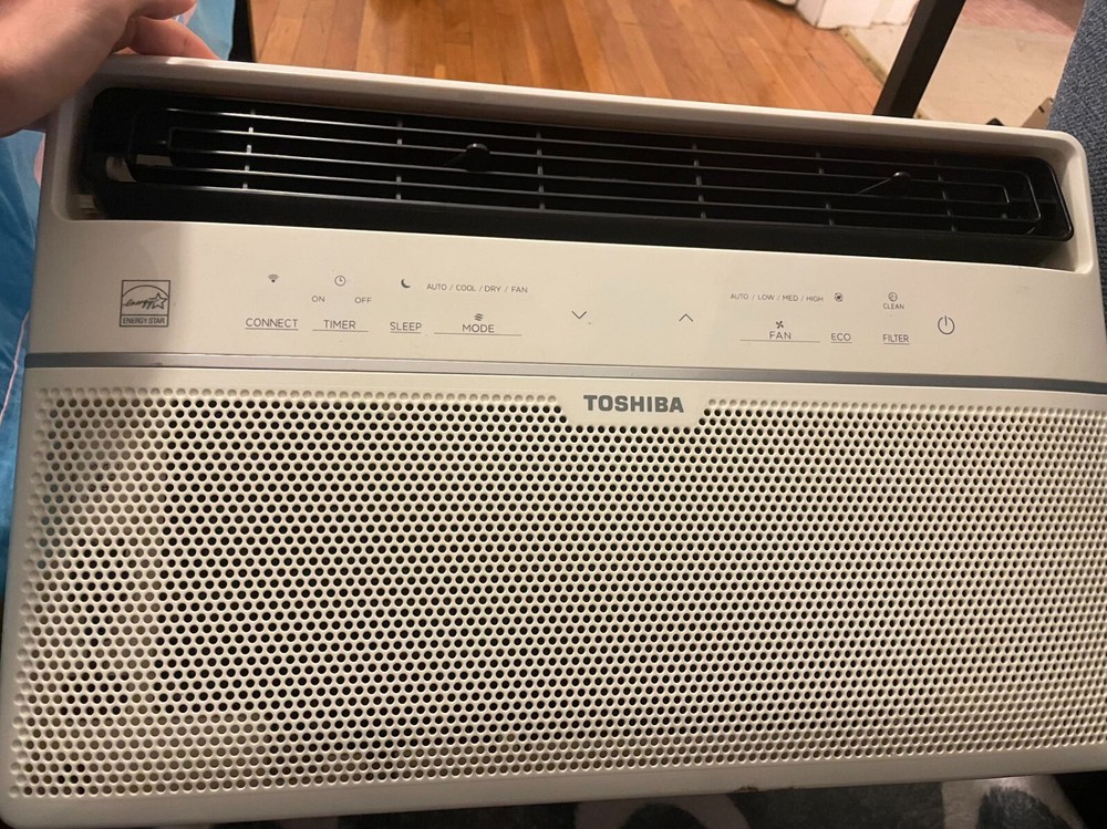Toshiba 8,000 BTU 115V Smart WiFi Window Air Conditioner (Open Box)