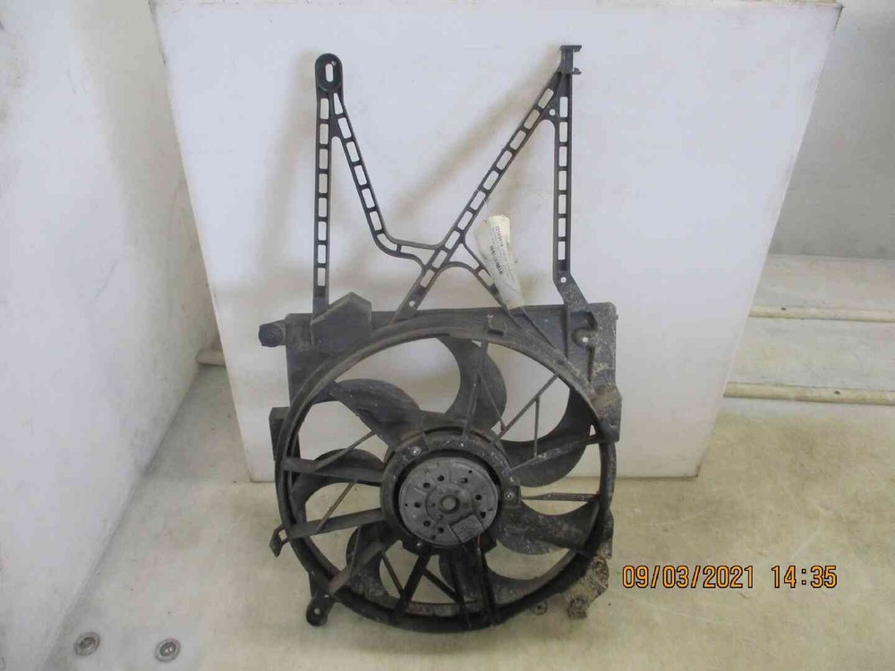 Opel Astra G 24431828 cooling fan