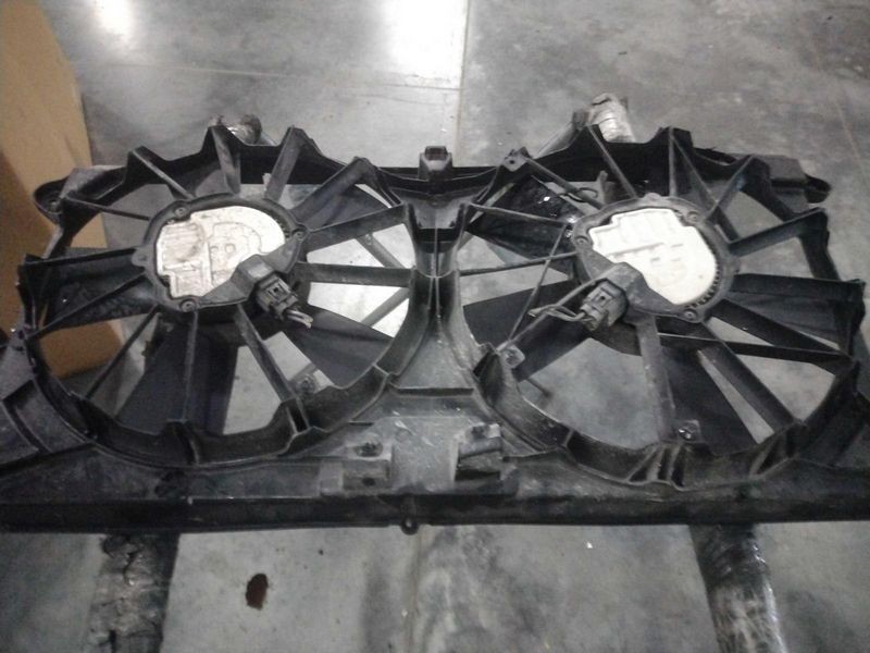2017-2023 Ford F150 Radiator Cooling Fan W/ Heavy Duty Tow Package Pre-Owned.
