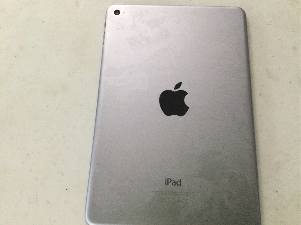 Apple iPad Mini 4 A1538 Wi-Fi 128 GB Space Gray