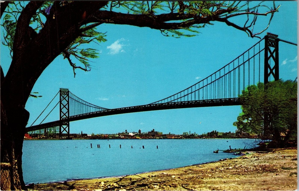 Detroit MI-Michigan, Ambassador Bridge, Scenic, Vintage Postcard