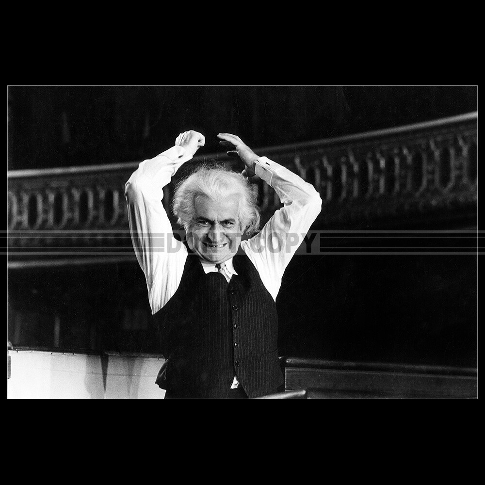 Photo F.004926 LOUIS DE FUNÈS (LA GRANDE VADROUILLE) 1966