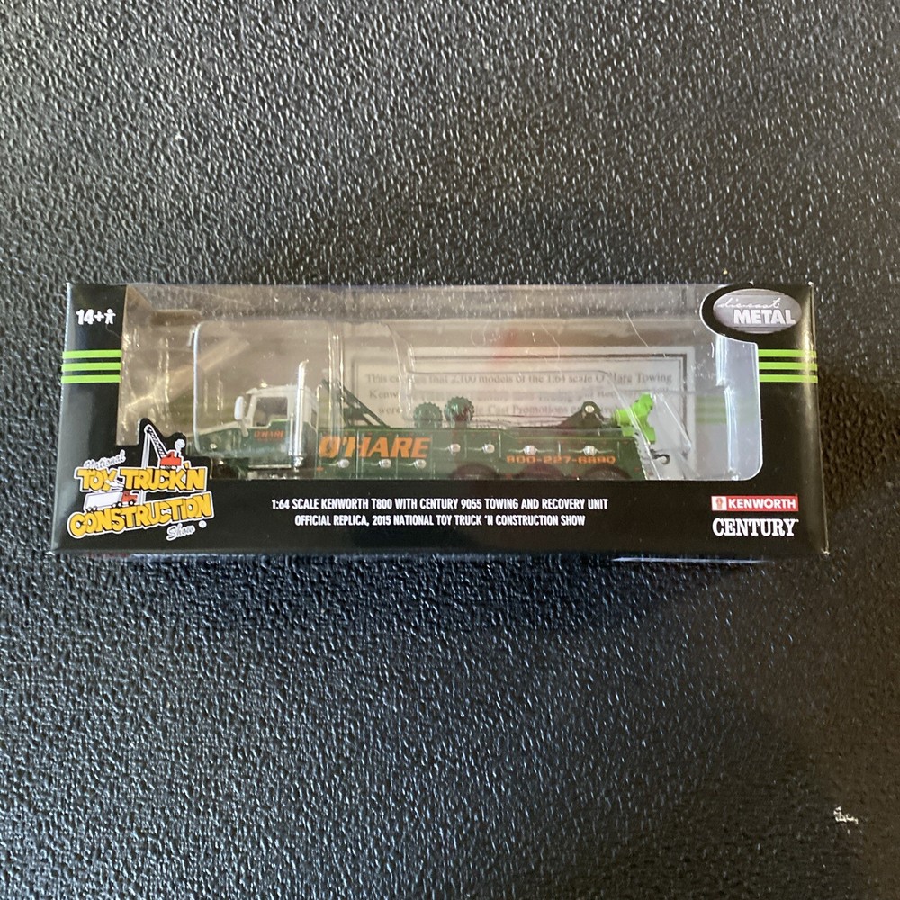 Die-Cast Promotions O'Hare - Kenworth T-800 With Century 9055 Wrecker 33502