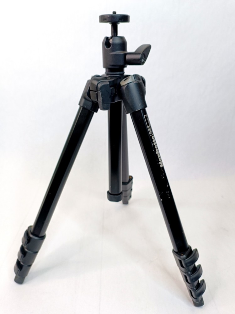 Manfrotto 7303YB Tripod Lightweight Aluminum