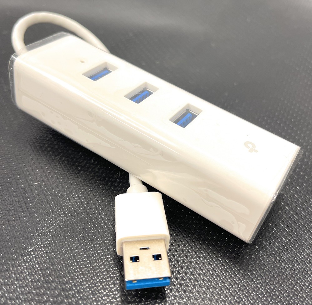 TP-Link UE330 USB 3.0 Hub with Gigabit Ethernet Adapter - 3 Ports