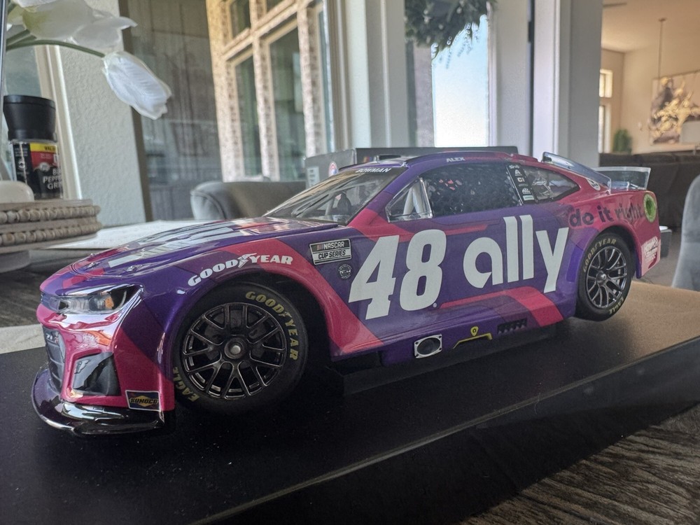 Alex Bowman Autographed 2022 #48 Ally Nashville Nascar Lionel 1/24 Diecast Car