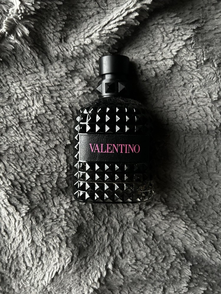 Valentino Born in Roma Colonge