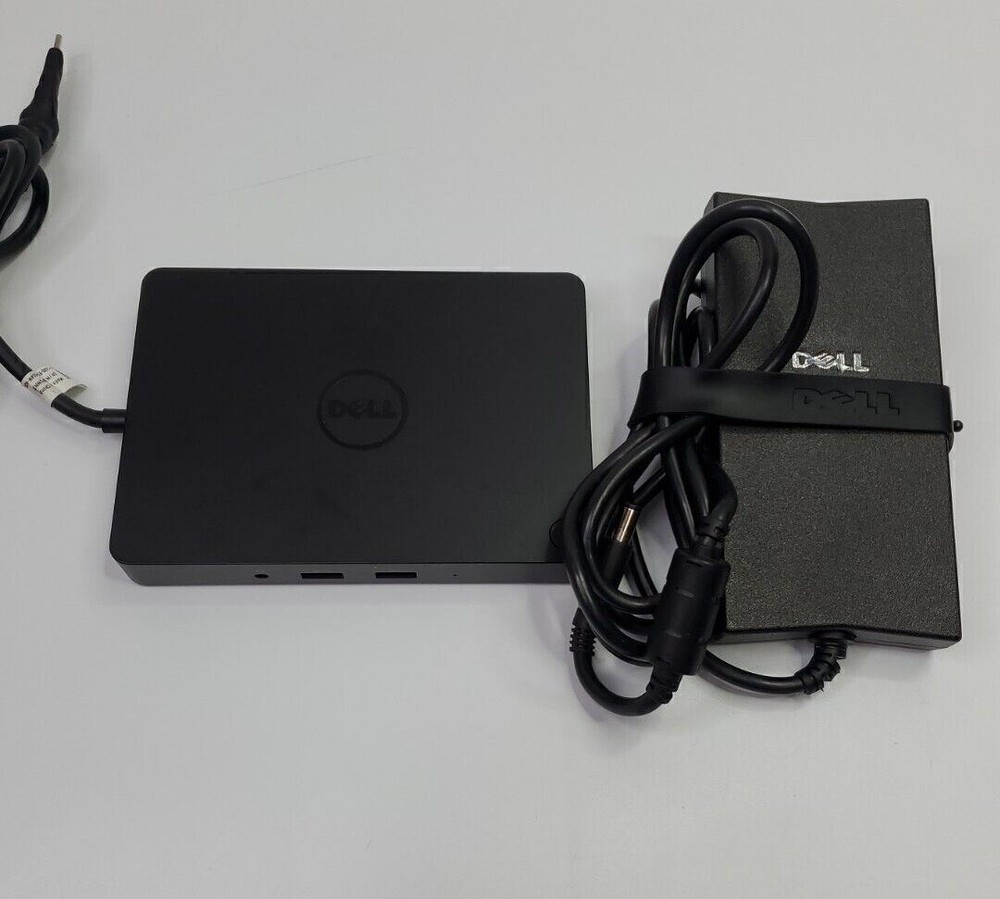 Dell WD15 USB-C  Docking Station  w/ 130W Power Adapter
