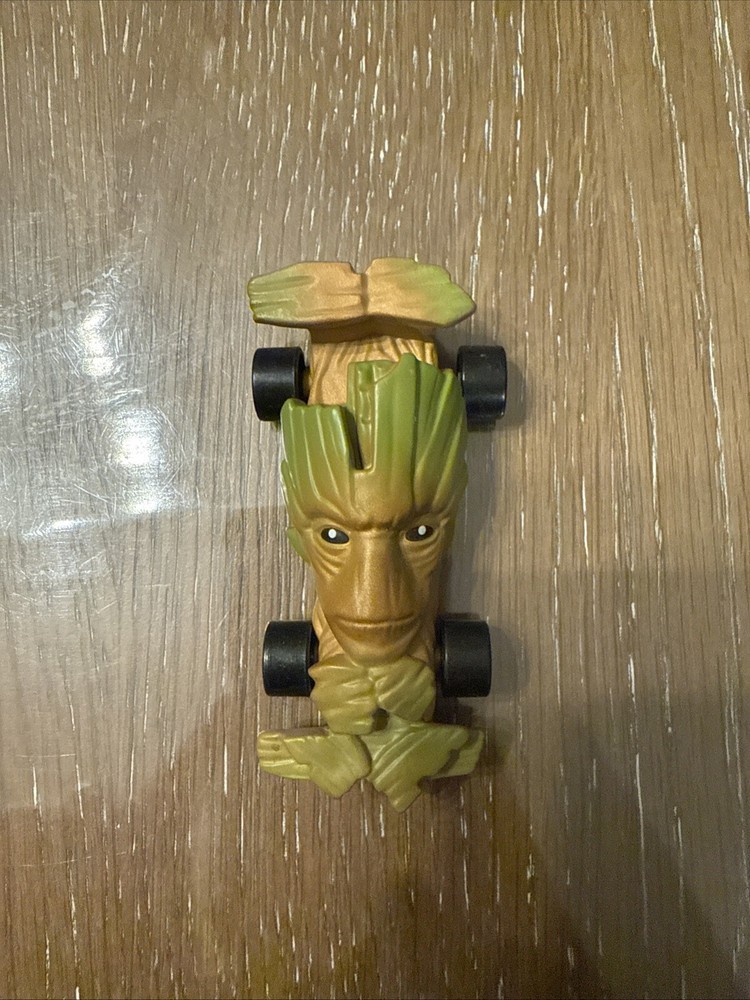 Disney Parks Racers Groot Guardians of the Galaxy Die Cast Metal Body Race Car