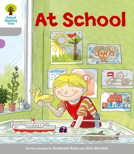 Roderick Hunt Oxford Reading Tree: Level 1: Wordless Stories A: At S (Paperback)