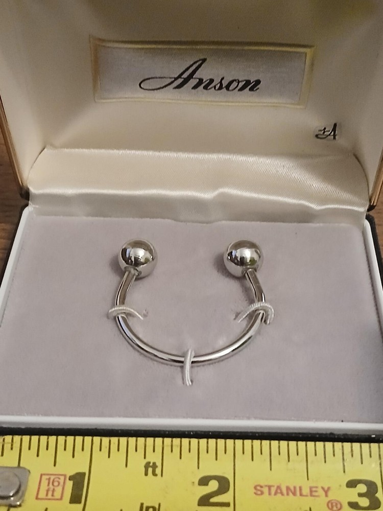 Vintage Silvertone Anson Key Ring Holder with Knobs