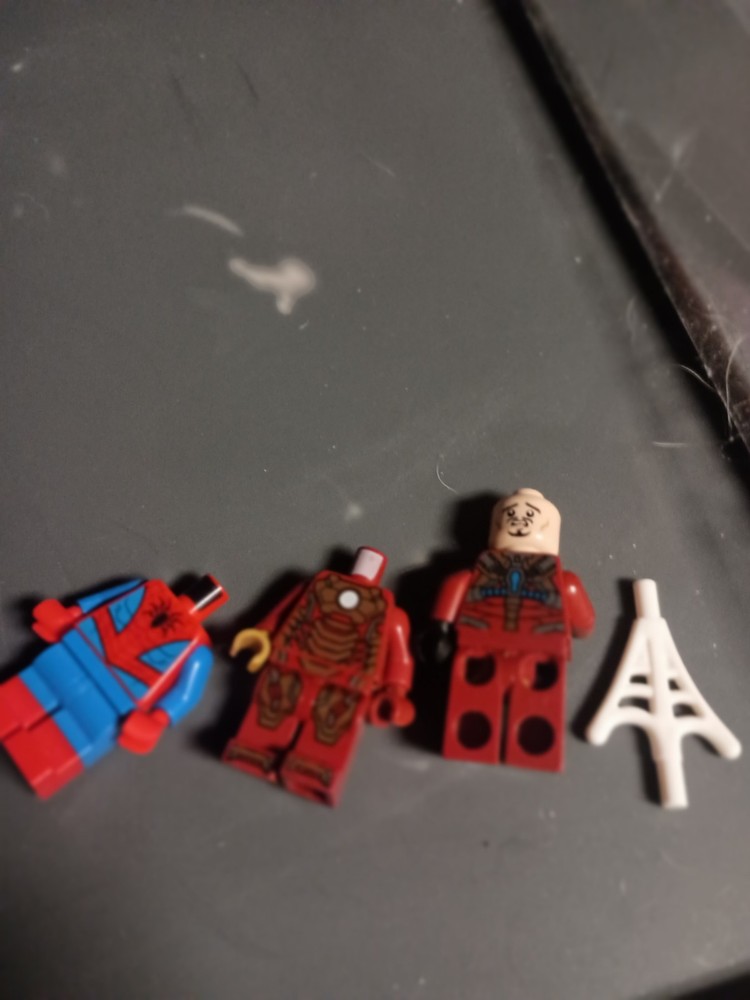 Lego Minifigure Spiderman & Iron Man Parts Marvel