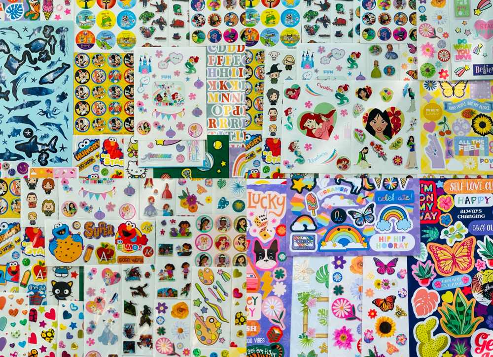 499+ HUGE Lot of  Scrapbooking Supplies Stickers Great Variety! Lots Of Themes