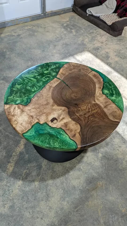 Custom Round Walnut Wood Epoxy Resin Coffee Table-image