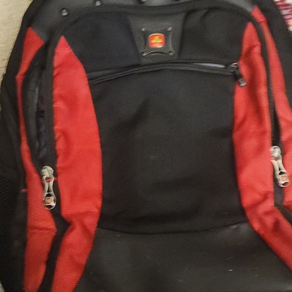 SWISSGEAR Solid Laptop Backpack Padded Laptop Compartment Black Red Gray