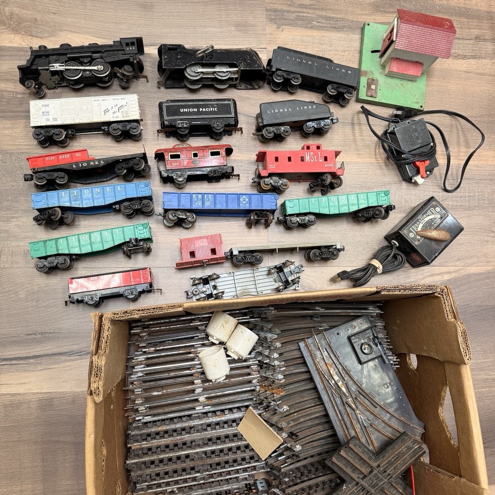 Vintage Lionel Train Set As Is