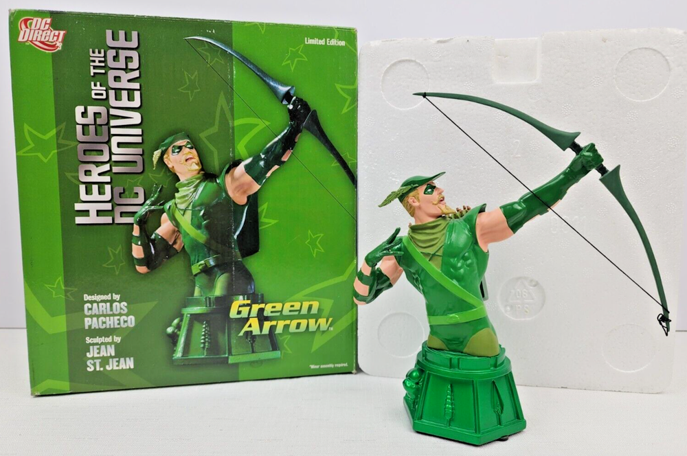Green Arrow DC Universe Mini Bust 0887 of 3000 DC Direct 2009-image