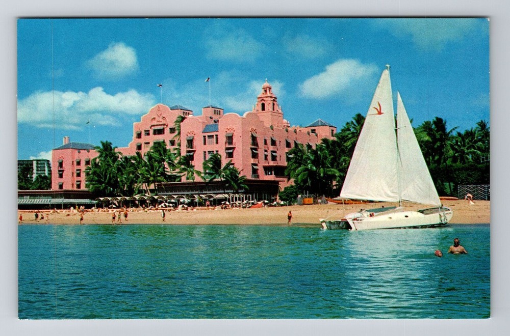 Waikiki HI-Hawaii, Royal Hawaiian Hotel, Scenic View, Vintage Postcard