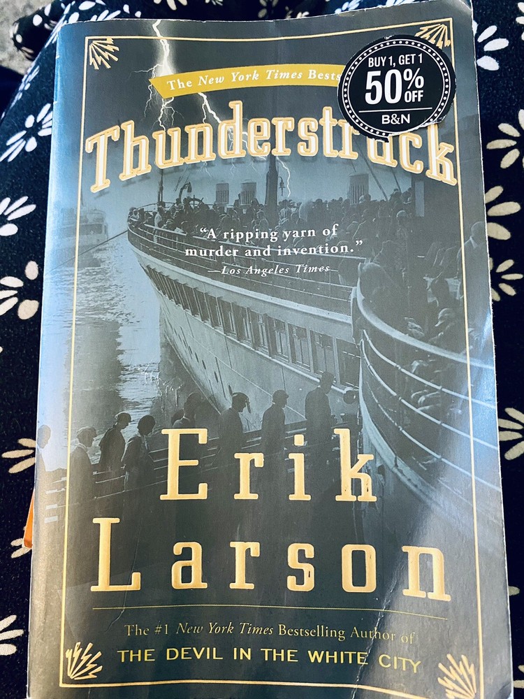 Thunderstruck - Paperback By Larson, Erik - VERY GOOD