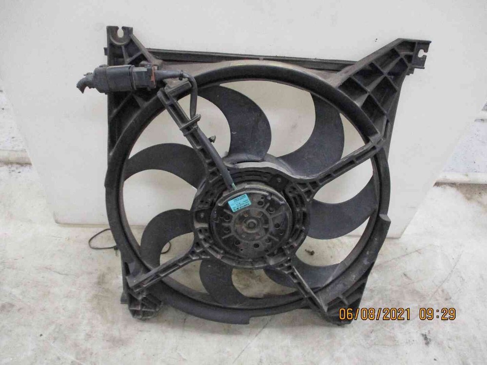 Hyundai Trajet 977863A160 Cooling Fan