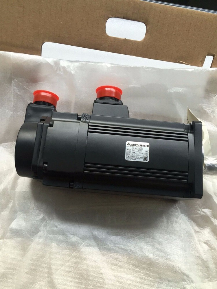 AC SERVO MOTOR HC-RFS203B NEW ORIGINAL FREE EXPEDITED SHIPPING #A6-4