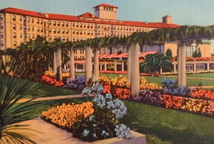 Ambassador Hotel Los Angeles California c1940 VTG Souvenir Linen Postcard