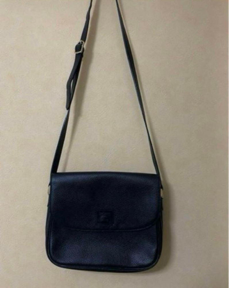 Burberry Shoulder Bag Nova Check Leather Black Authentic F1113575