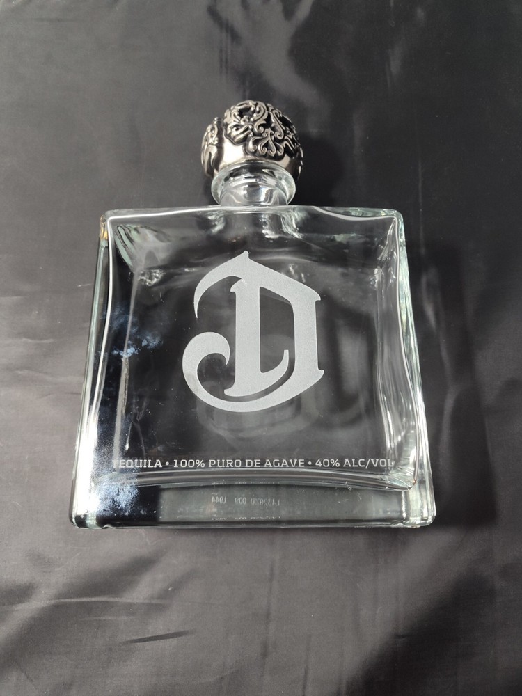 DELEON Empty Bottle of Tequila Blanco Diamante 1.75 Liters Decanter Glass Silver