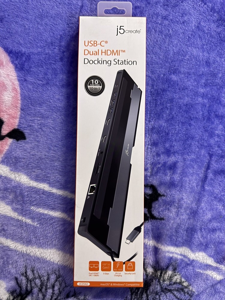 USB-C DUAL HDMI DOCKING STATION BRAND NEW (MAC & WINDOWS COMPATIBLE)