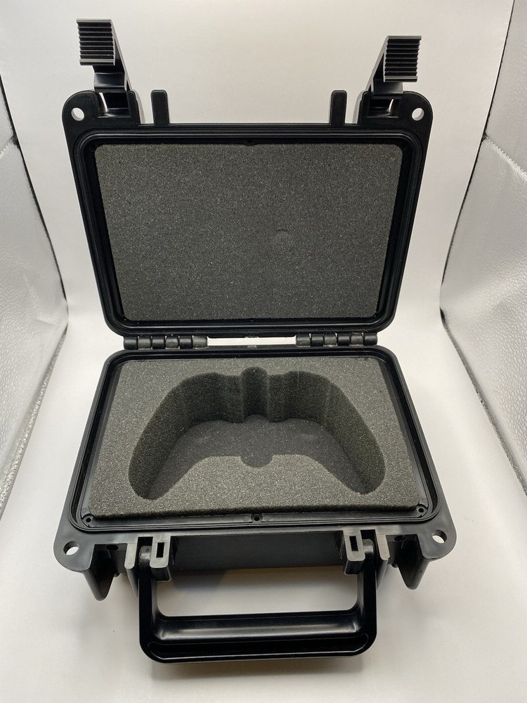 Xbox One Controller Hard Shell Carrying Case with Protective Foam Insert in Black