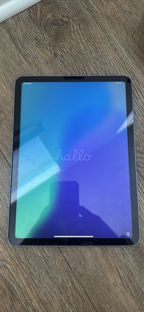 iPad Air 4th Gen WIFI + Cellular Bundle with Case Keyboard Stylus