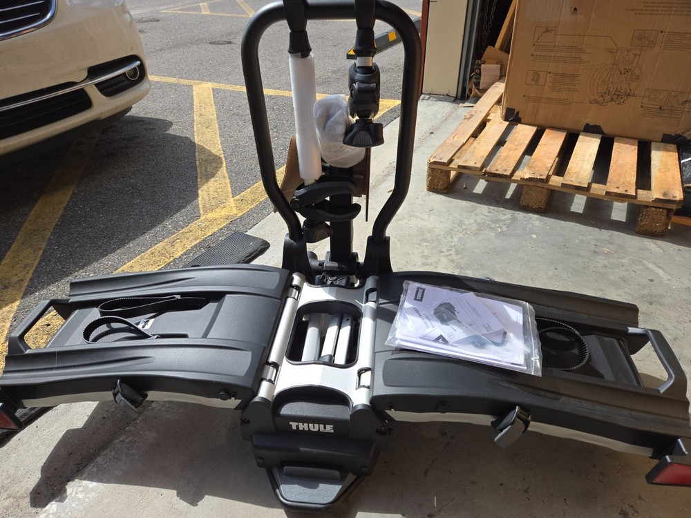 Thule EasyFold XT 2 Hitch Bike Rack - Foldable E-Bike Ready Carrier in Black