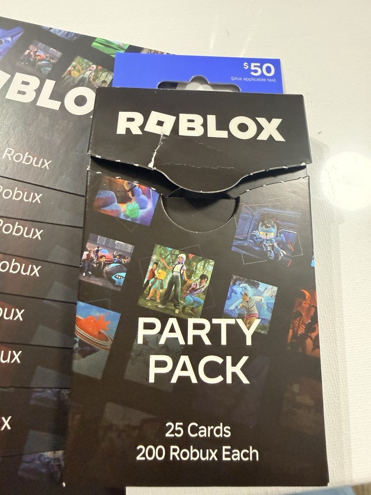 Roblox gift card- Party Pack