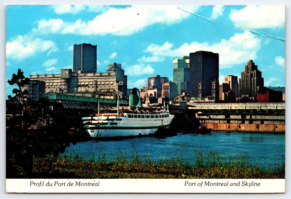 VINTAGE OLD ANTIQUE POSTCARD PORT SKYLINE BUILDINGS BOAT RIVER MONTREAL CANADA