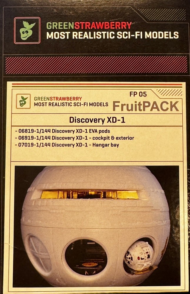 Green Strawberry 1/144 2001 Space Odyssey Discovery XD-1 (FruitPACK)