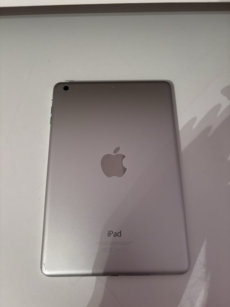 Apple iPad mini 3 16GB, Wi-Fi Silver