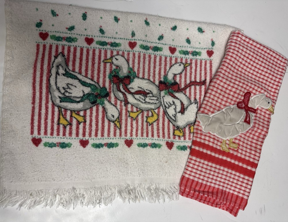Vintage Goose Kitchen Towels Set 2 Red White Farmhouse Cottagecore 80s 90s