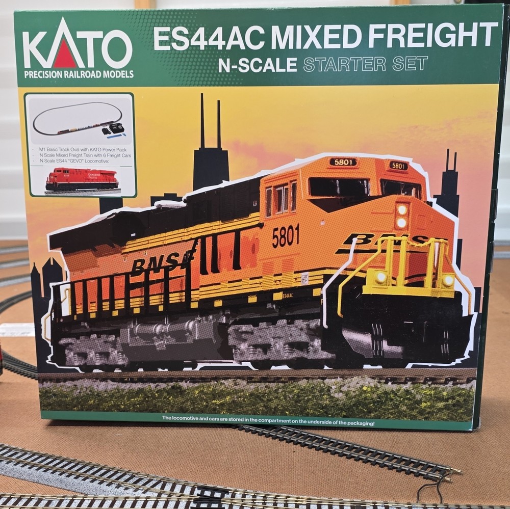 Kato GE ES44AC GEVO Mixed Freight Starter Set Up N Scale