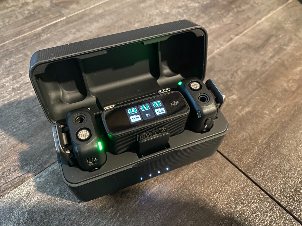 DJI Mic Wireless Microphone System (2TX, 1 RX, Charging Case) - Gently Used