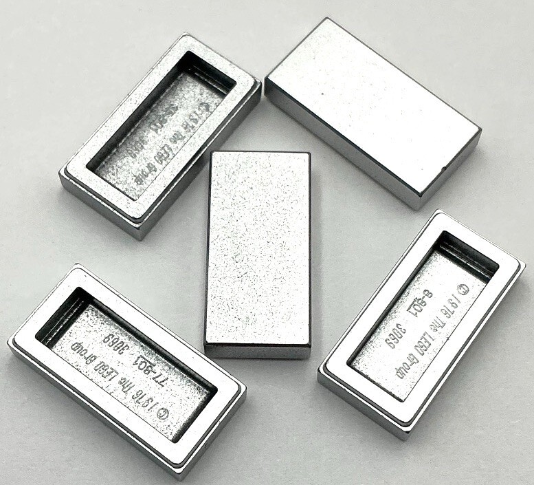Lego 5 New Metallic Silver Tiles Flat Smooth 1 x 2 Parts