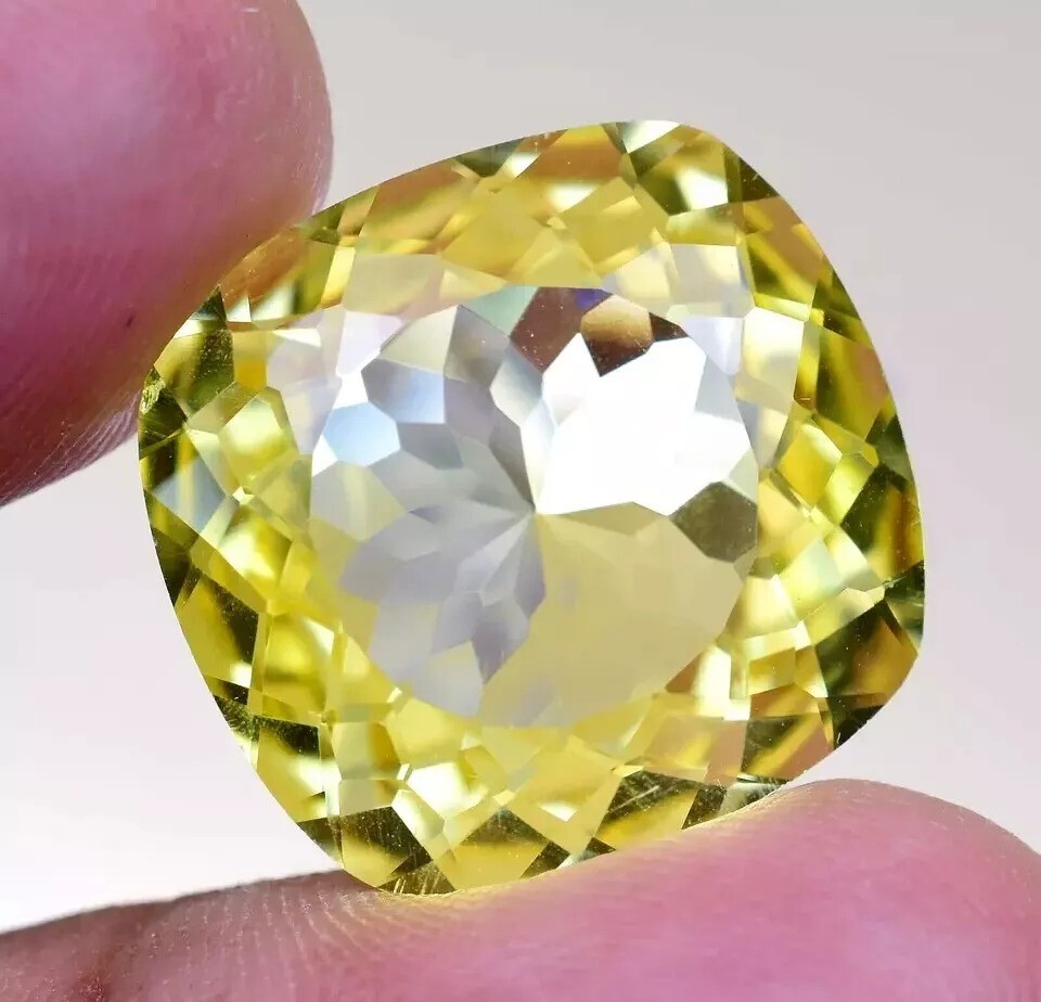 Premium 23-25Ct Ceylon Yellow Sapphire Cushion Cut Loose Gemstone Certified