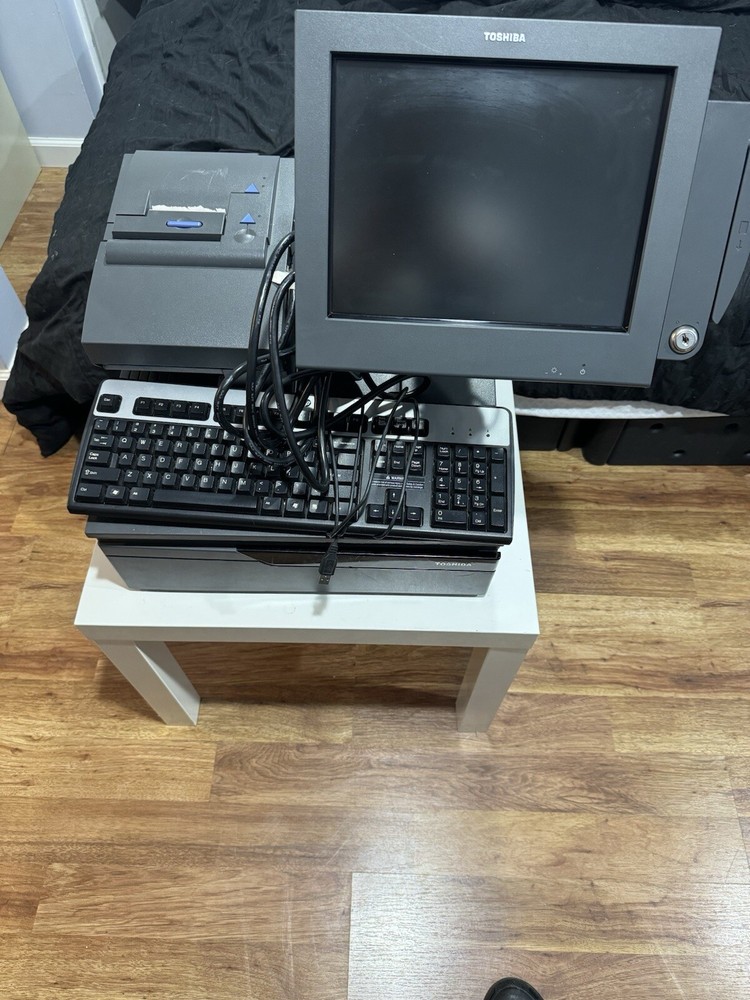 Toshiba 4900-745 SurePOS Terminal (Monitor/Scanner/Receipt Printer/Cash Drawer!)