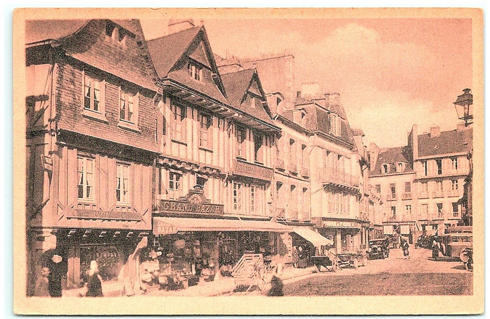 S02-1390, Place Terre-Au-Duc, Quimper, **Vintage Postcard.