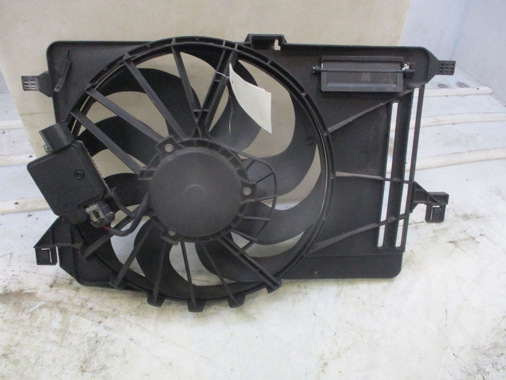 Ford FOCUS III 1858189 Cooling Fan