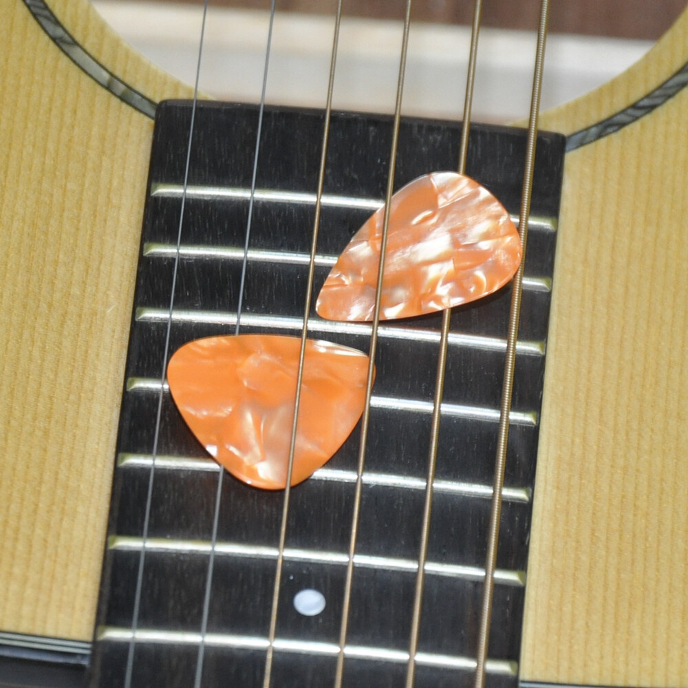 100pcs Medium 0.71mm Blank Guitar Picks Plectrums Celluloid Pearl Orange